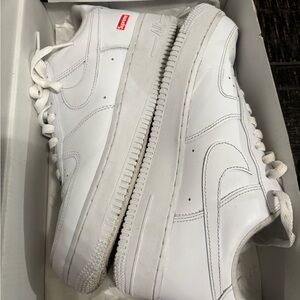 Nike air force supreme